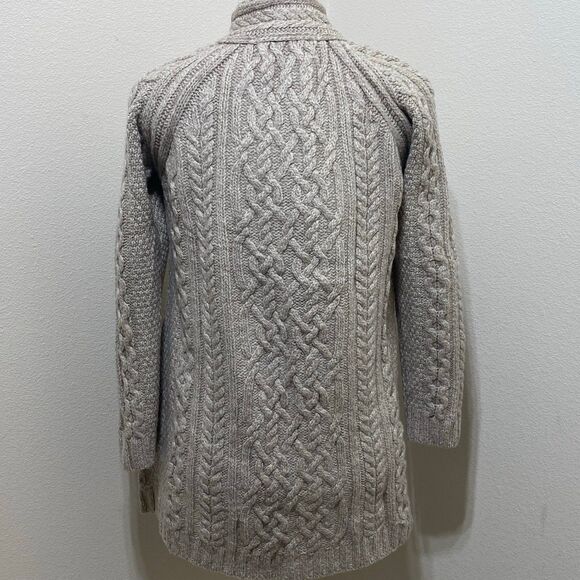 Chunky Irish Aran Sweater Market Hand Knit Women's Size Medium 100% Wool - Picture 5 of 9